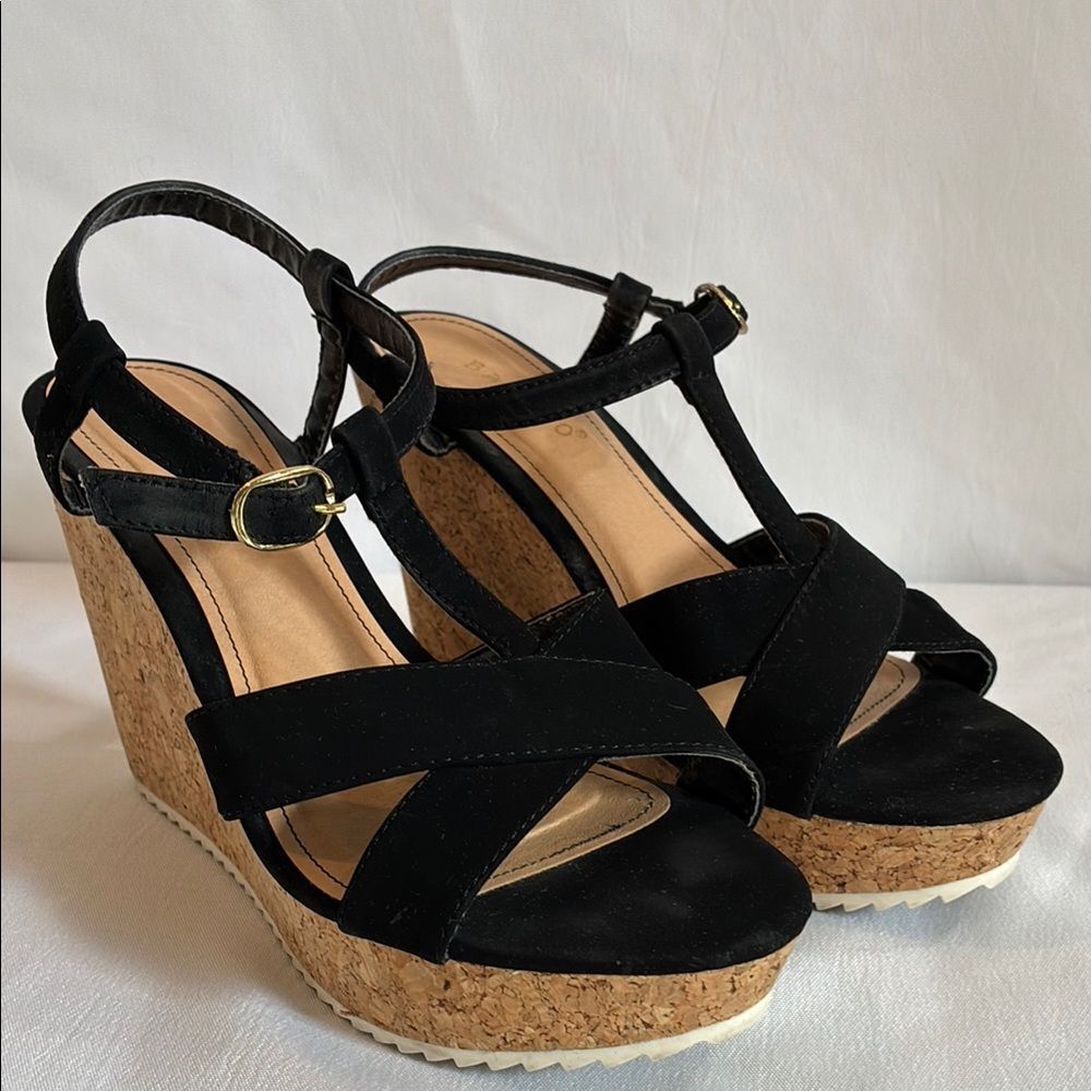 Bamboo Black velvet platform strappy summer sandals size 7 party cocktail sexy